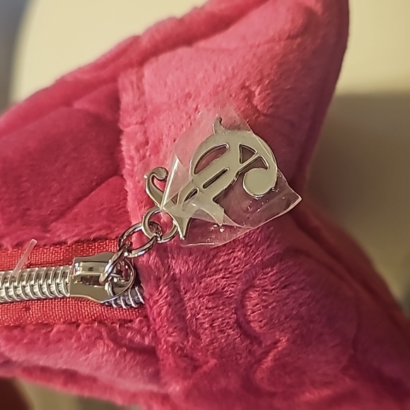 Juicy Couture Hot Pink Makeup Bag - Picture 2 of 6